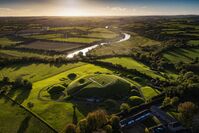 Bru na boinne grafheuvel Knowth Dublin Ierland Djoser