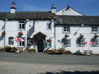 Santon Bridge Inn voorkant Djoser Lake District